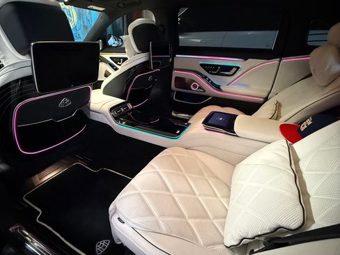 Used 2023 Mercedes-Benz Maybach S 680 4MATIC image 11