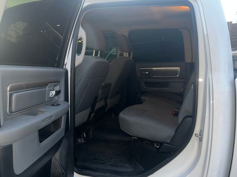 Used 2017 RAM 2500 SLT image 8