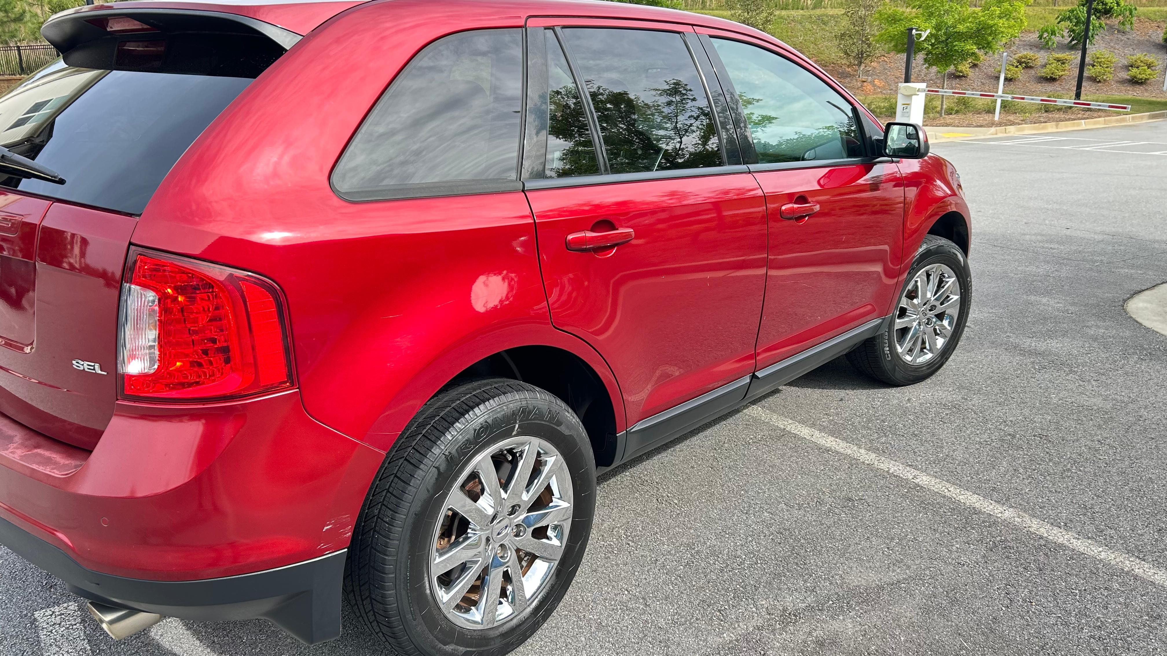 Used 2013 Ford Edge SEL FWD image 6