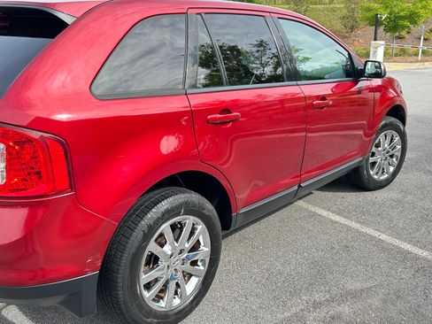 Used 2013 Ford Edge SEL FWD image 6