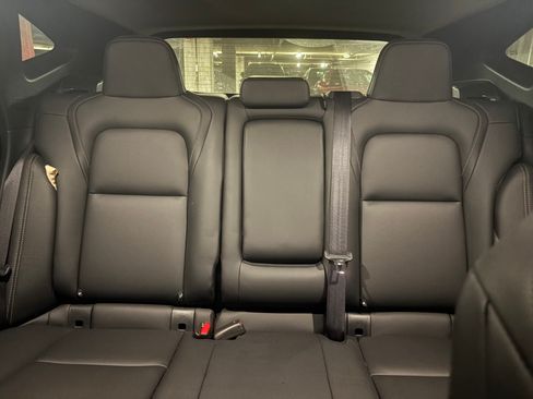 Used 2025 Nissan Murano SV AWD/4WD image 9