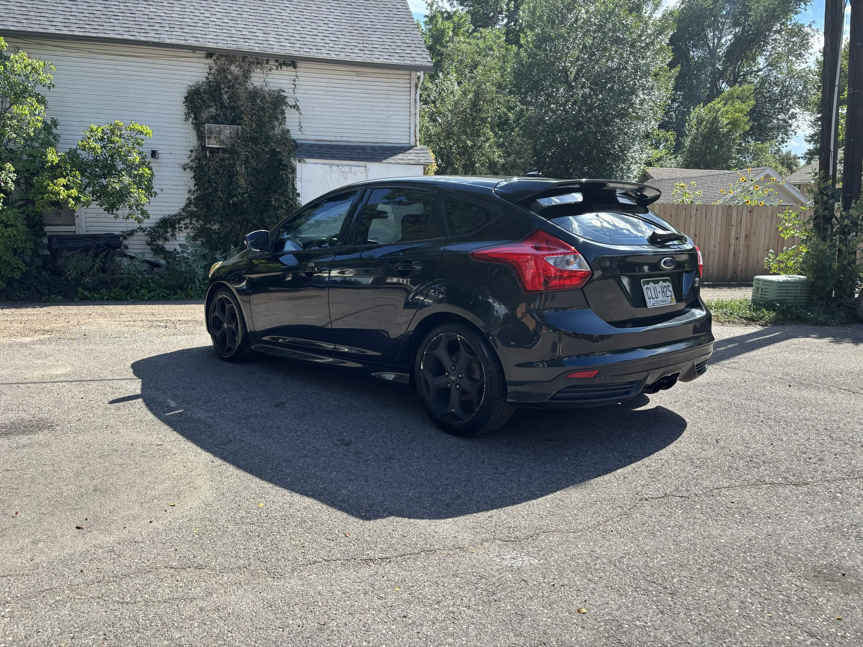 Used 2013 Ford Focus ST FWD image 4