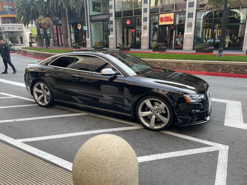 Used 2013 Audi RS 5 Coupe image 4