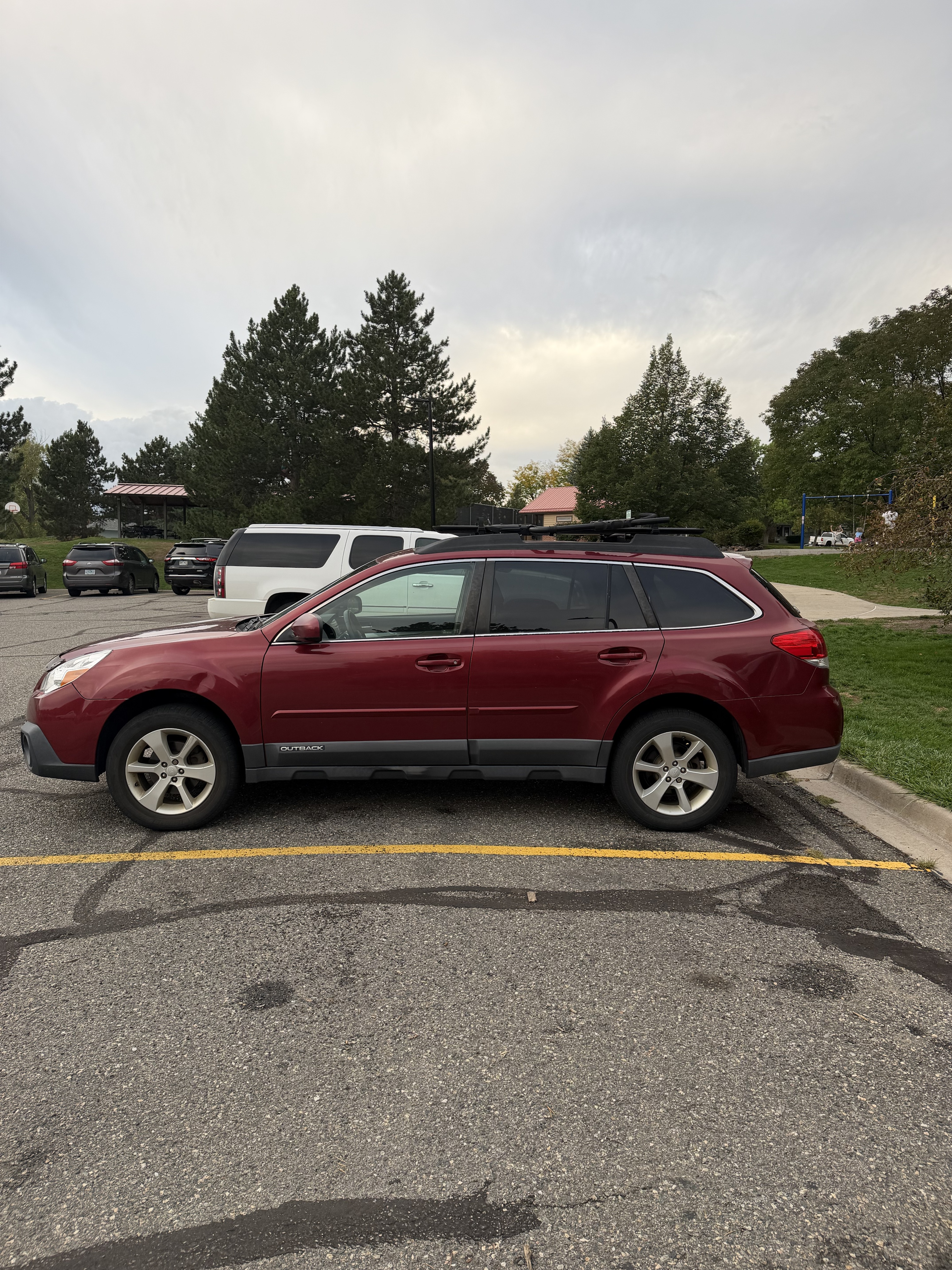 Used 2013 Subaru Outback 2.5i Premium AWD/4WD image 9