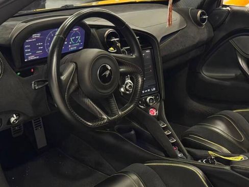 Used 2021 McLaren 720S Spider RWD image 11