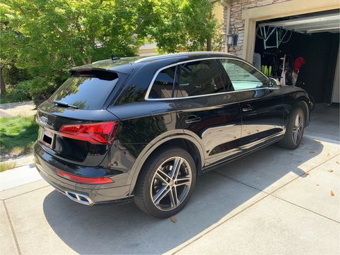 Used 2020 Audi SQ5 Premium image 2