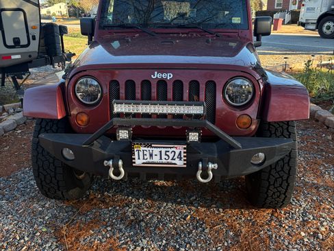 Used 2009 Jeep Wrangler Unlimited Sahara w/ Trailer Tow Group AWD/4WD image 16