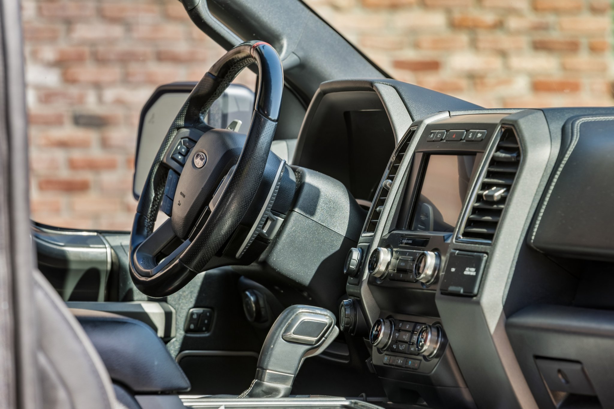 Used 2019 Ford F150 Raptor w/ Equipment Group 802A Luxury AWD/4WD image 10