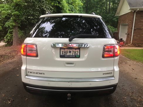 Used 2013 GMC Acadia SLT image 6