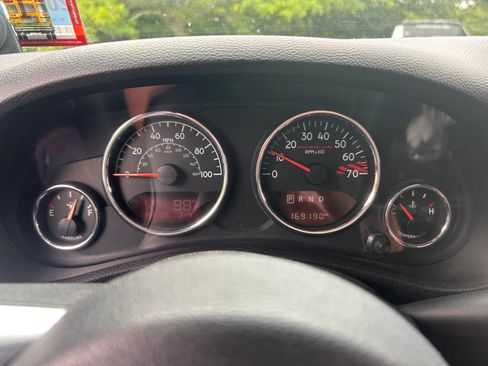 Used 2014 Jeep Wrangler Rubicon AWD/4WD image 12