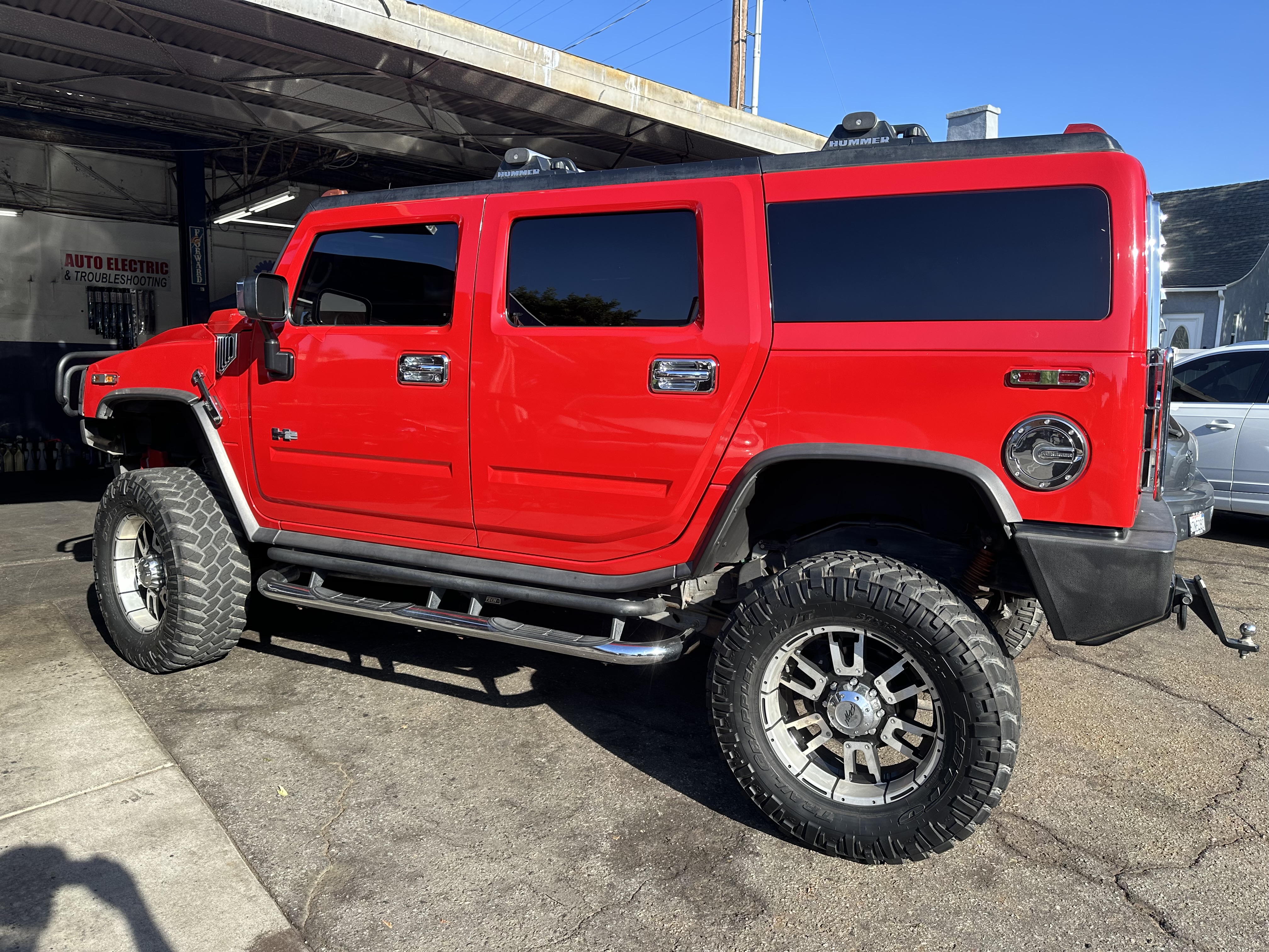 Used 2004 HUMMER H2 AWD/4WD image 16