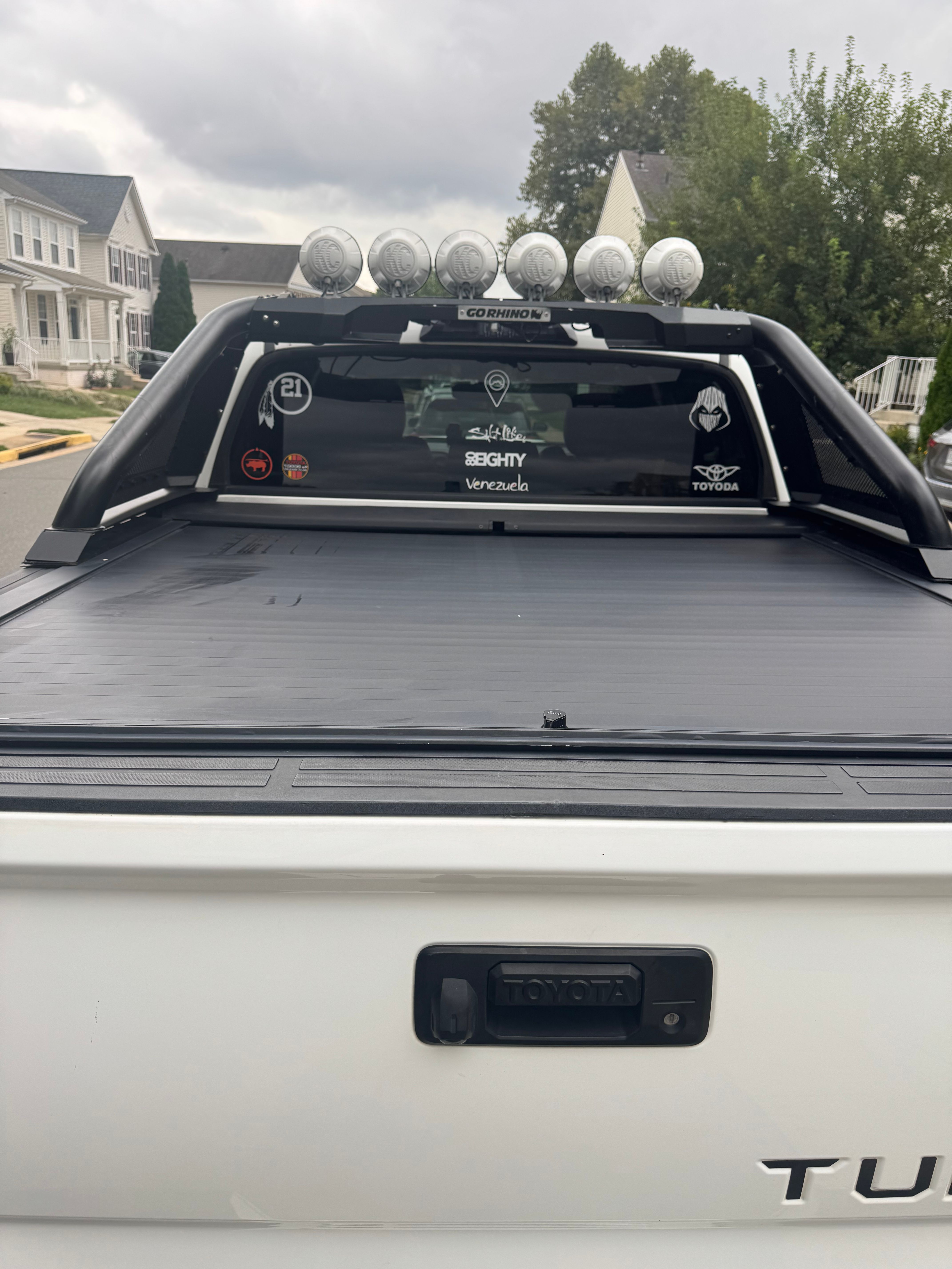 Used 2017 Toyota Tundra SR5 AWD/4WD image 15