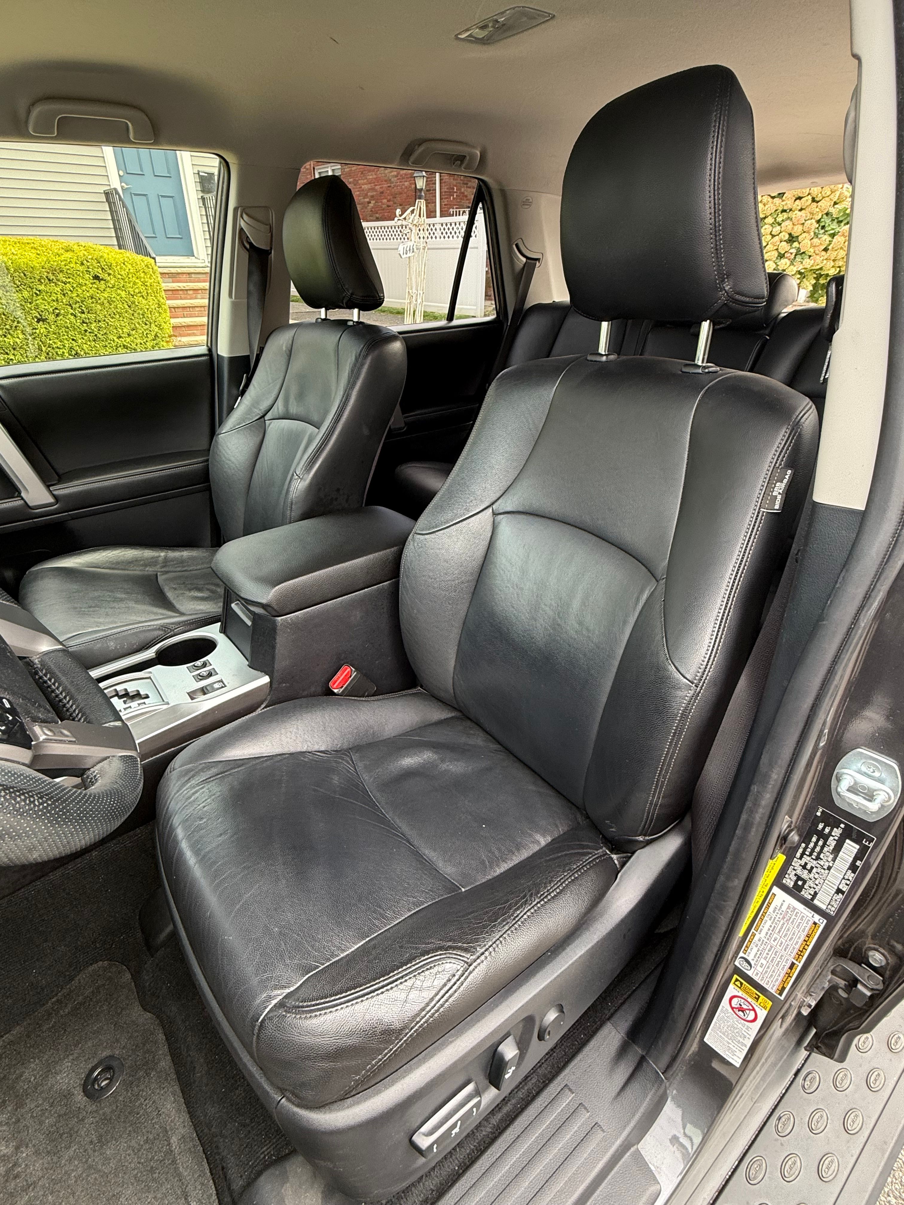 Used 2015 Toyota 4Runner SR5 AWD/4WD image 22