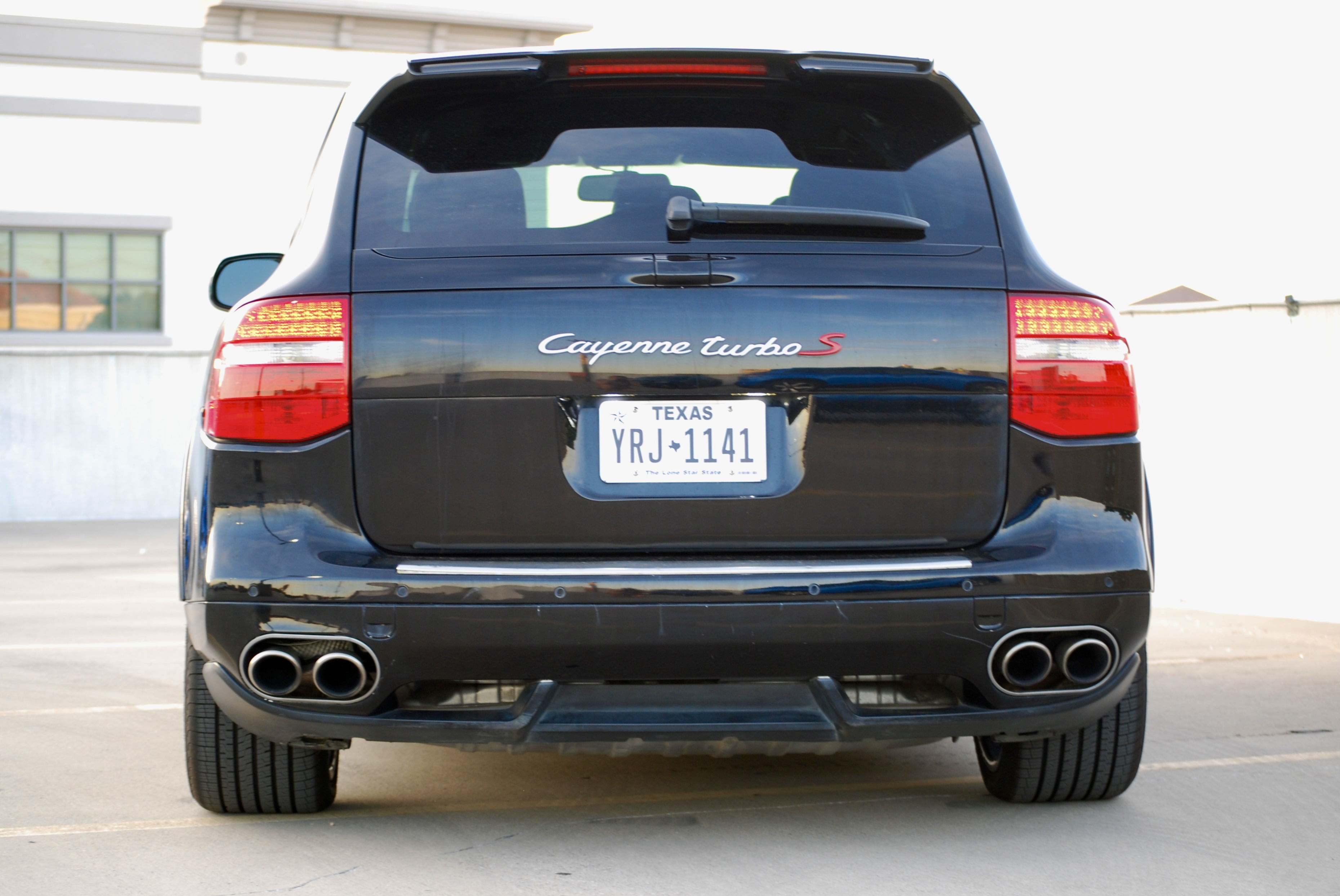 Used 2009 Porsche Cayenne Turbo S AWD/4WD image 6