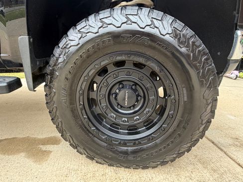 Used 2022 Chevrolet Silverado 1500 LTZ w/ LTZ Premium Package image 4