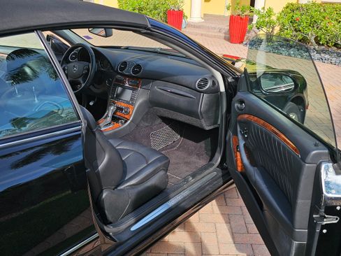 Used 2007 Mercedes-Benz CLK 550 Cabriolet image 5