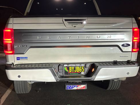 Used 2019 Ford F150 Platinum w/ Equipment Group 701A Luxury image 7