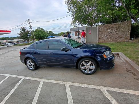 Used 2014 Dodge Avenger SE w/ Rallye Appearance Group image 1