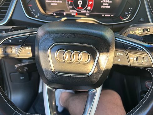 Used 2020 Audi SQ5 Premium Plus w/ Premium Plus Package image 18