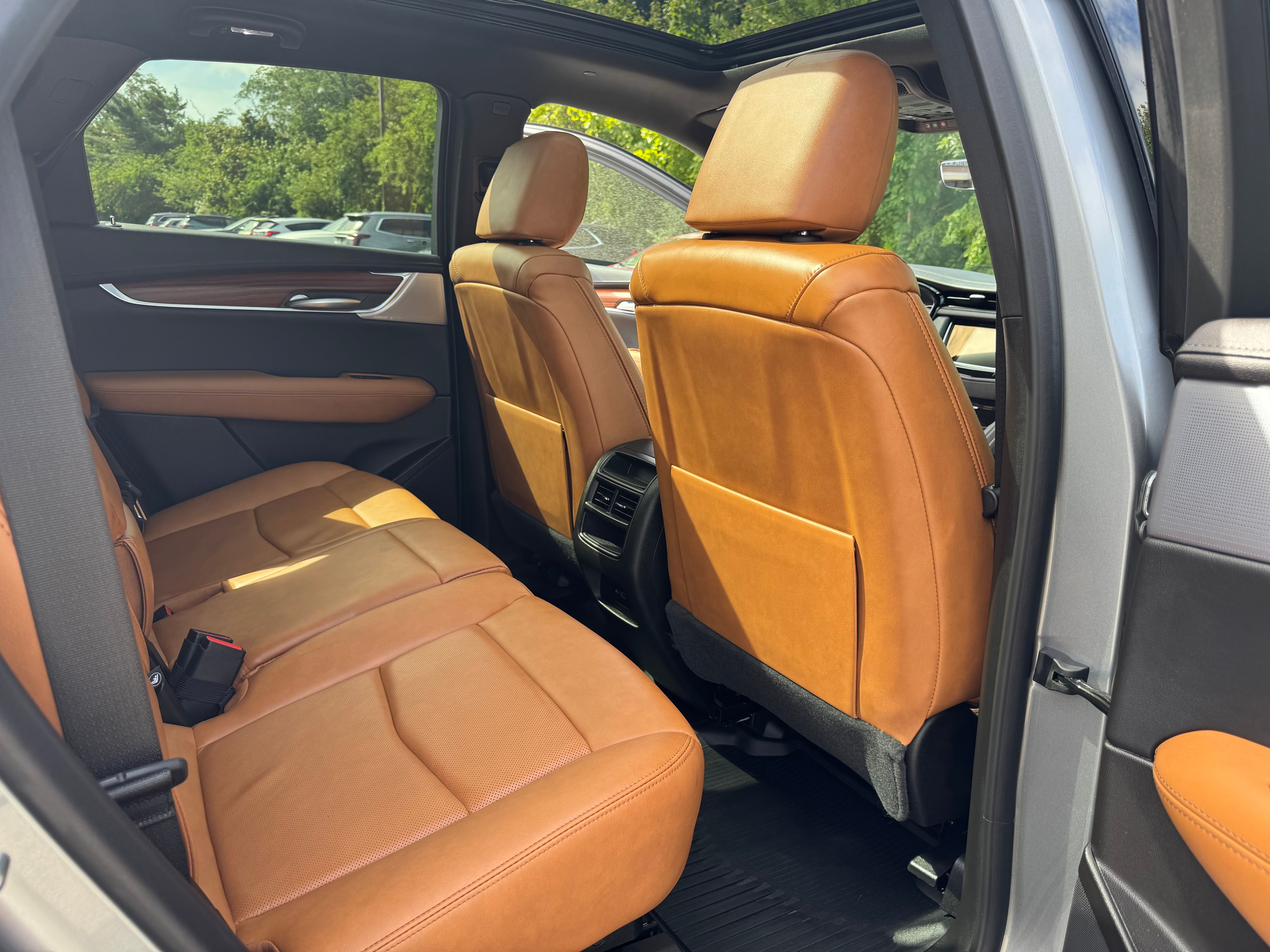 Used 2026 Cadillac XT5 Premium Luxury w/ LPO, Floor Liner Package AWD/4WD image 19