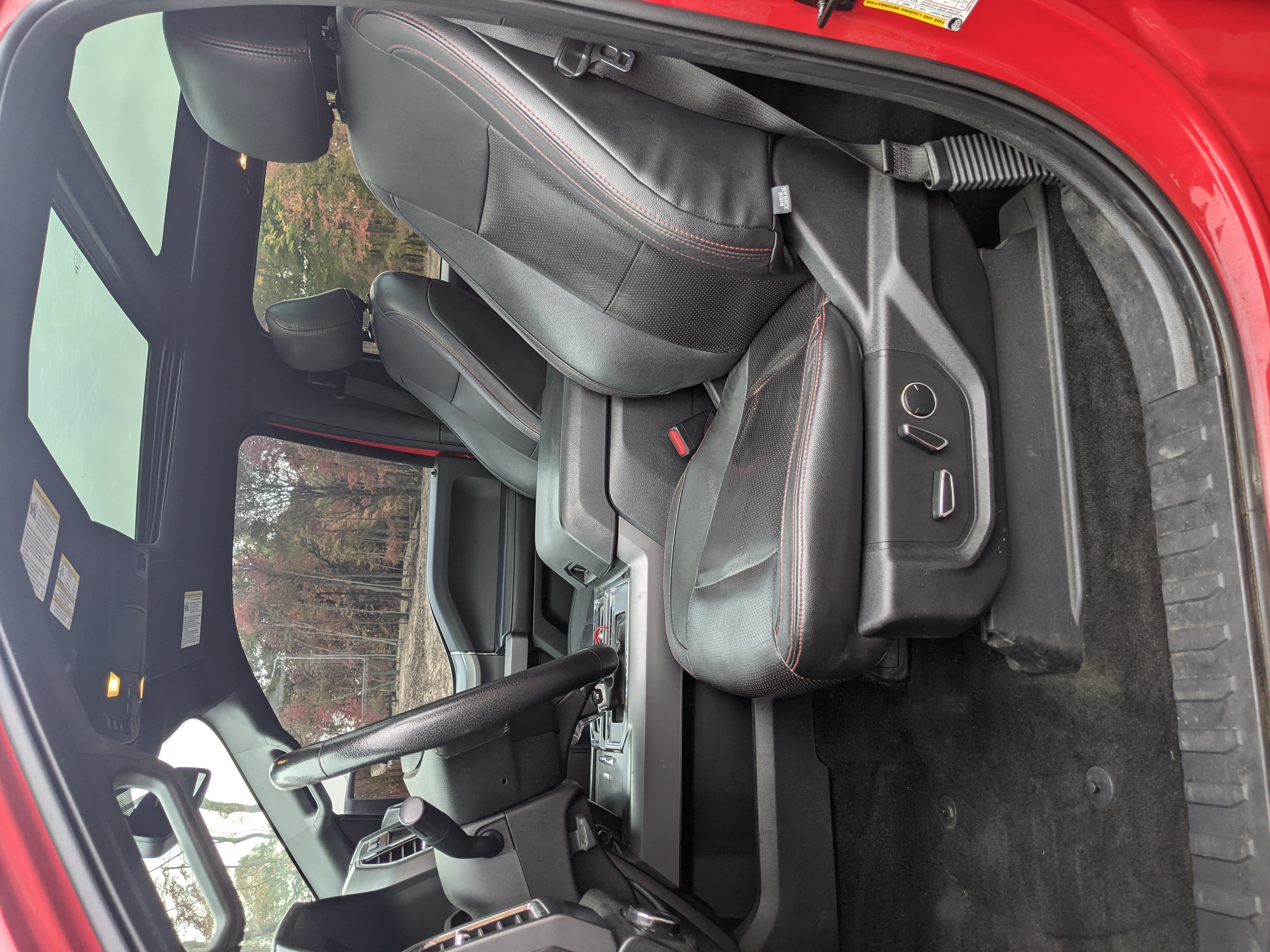 Used 2015 Ford F150 XLT w/ Equipment Group 302A Luxury AWD/4WD image 8
