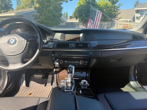 Used 2013 BMW 528i Sedan image 13