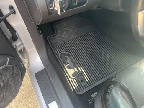 Used 2006 Ford Mustang GT Premium image 10