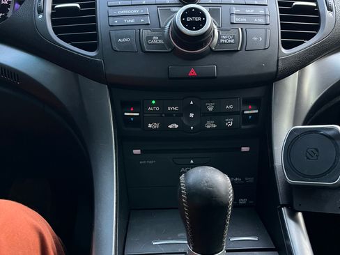 Used 2012 Acura TSX Sport Wagon FWD image 11