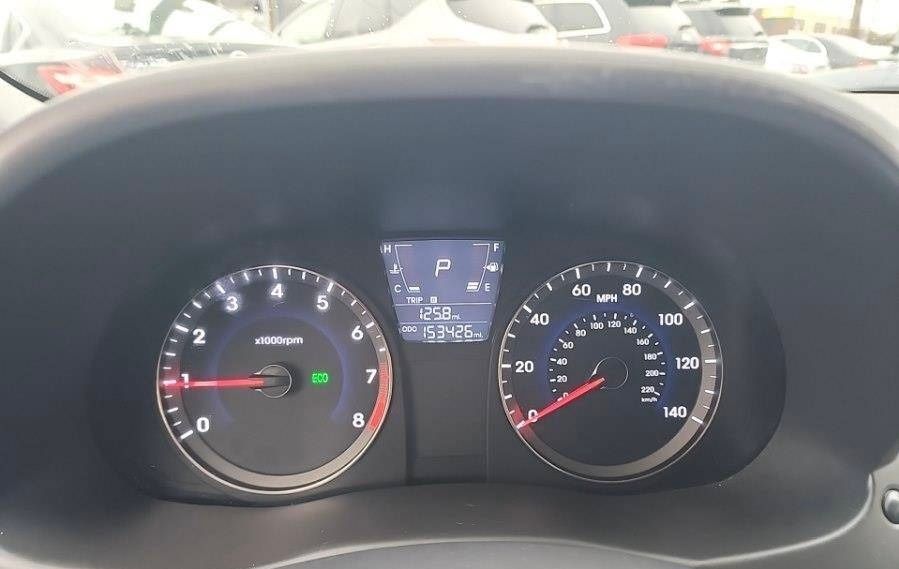 Used 2012 Hyundai Accent GLS FWD image 15