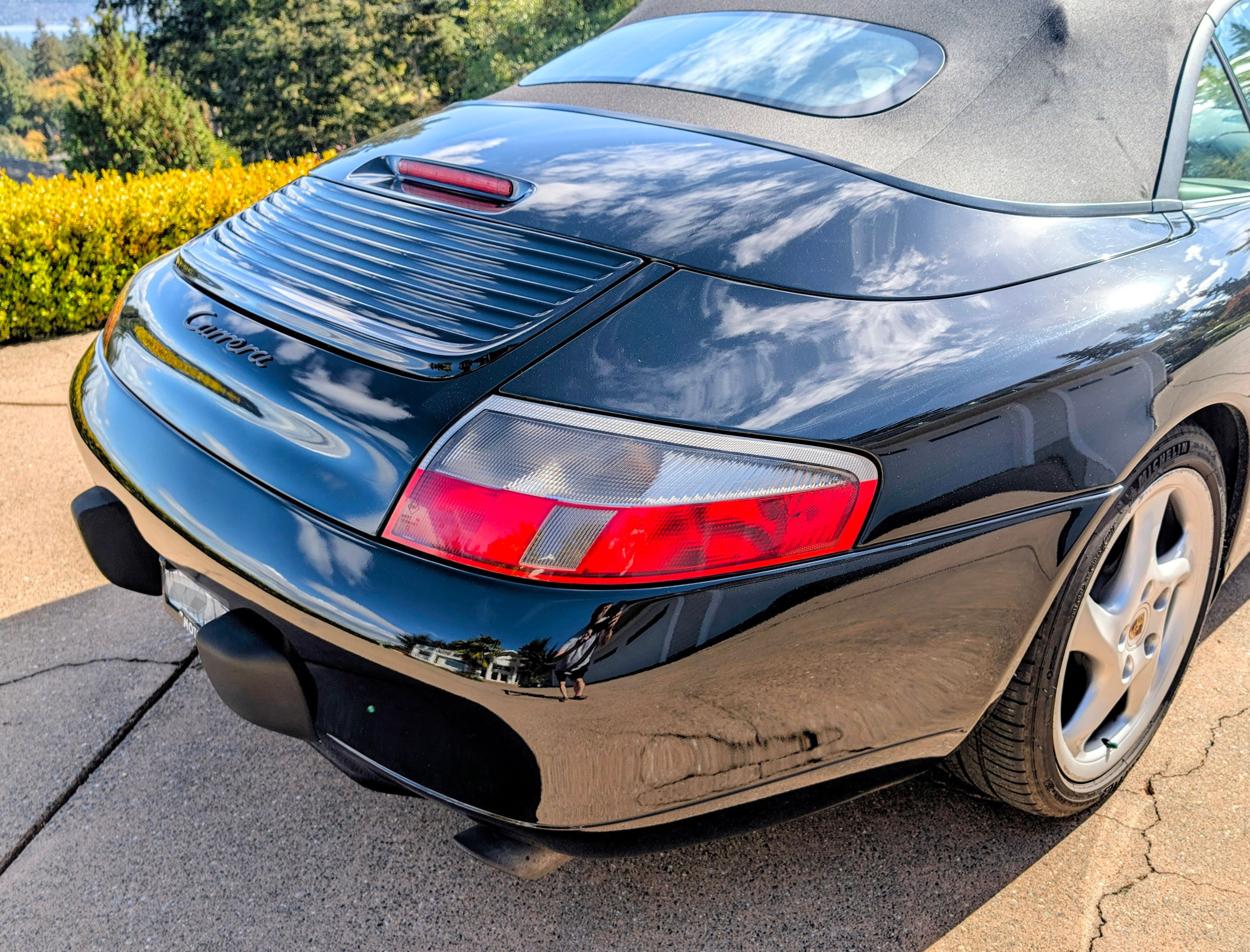 Used 2000 Porsche 911 Cabriolet image 9