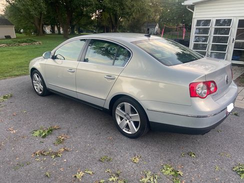 Used 2009 Volkswagen Passat Komfort image 5