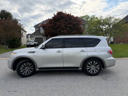 Used 2017 Nissan Armada SL RWD image 5