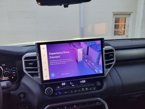 Used 2025 Toyota Tundra Platinum image 11