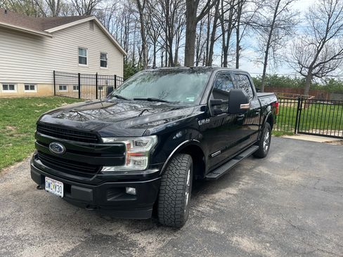 Used 2018 Ford F150 Lariat w/ Equipment Group 502A Luxury image 1