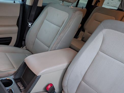 Used 2014 Ford Flex SE image 6