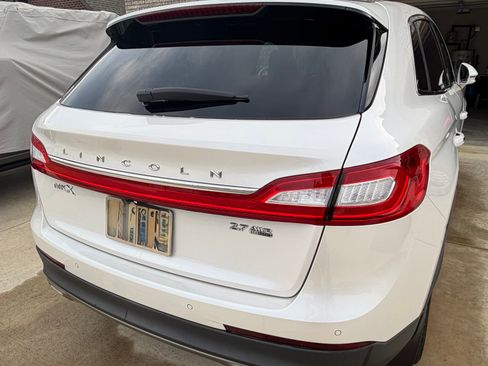 Used 2016 Lincoln MKX Reserve w/ Luxury Package image 5