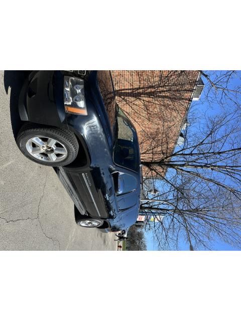 Used 2014 Chevrolet Suburban LTZ AWD/4WD image 1