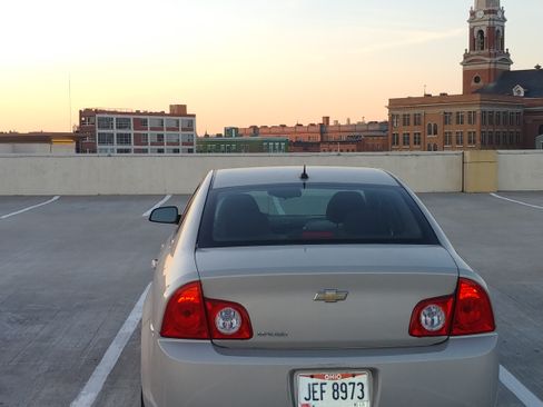 Used 2011 Chevrolet Malibu LS image 4