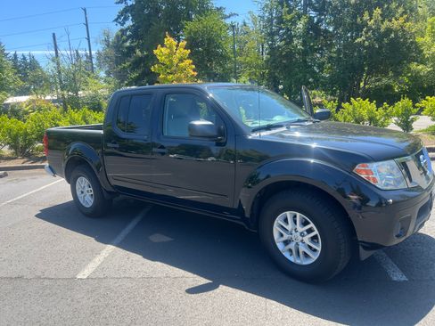 Used 2019 Nissan Frontier SV RWD image 4