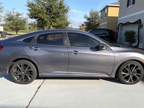 Used 2020 Honda Civic Sport image 8