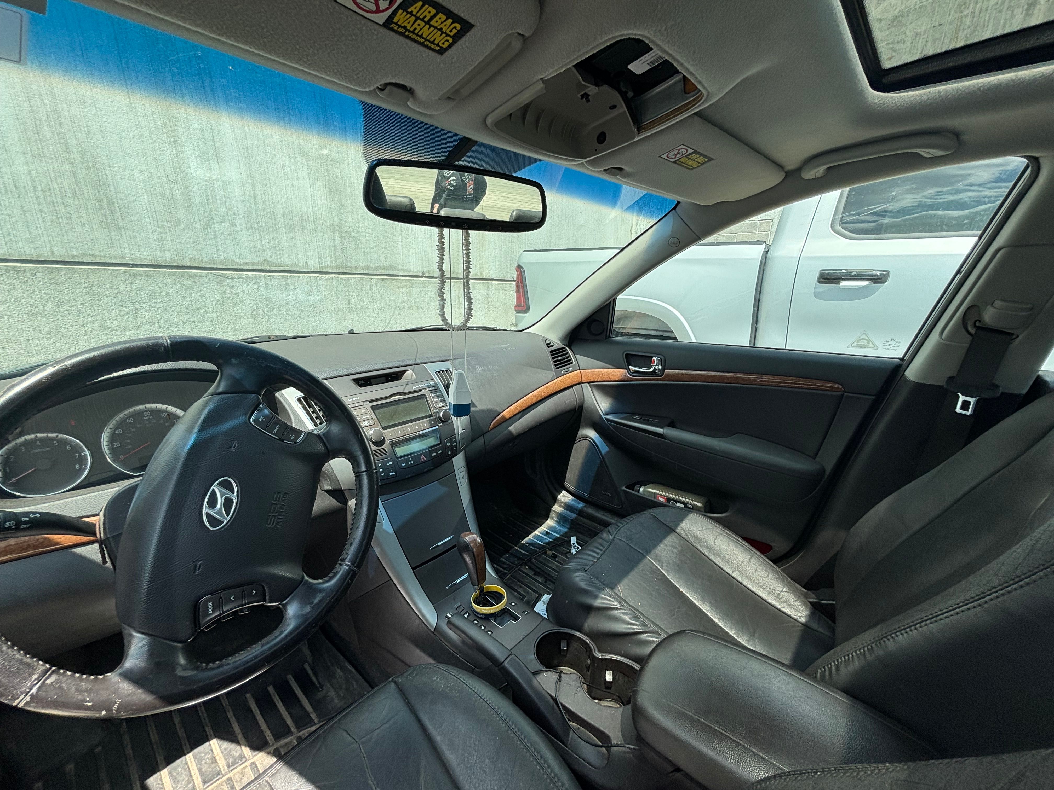 Used 2010 Hyundai Sonata Limited FWD image 10