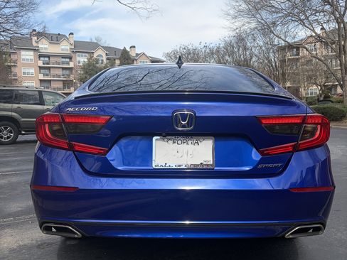 Used 2021 Honda Accord Sport image 6