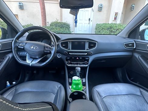 Used 2018 Hyundai Ioniq Limited image 15