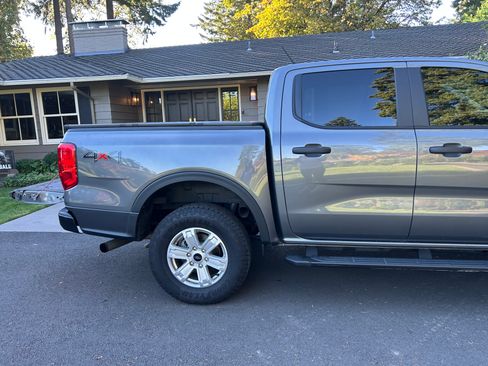 Used 2024 Ford Ranger XL image 14