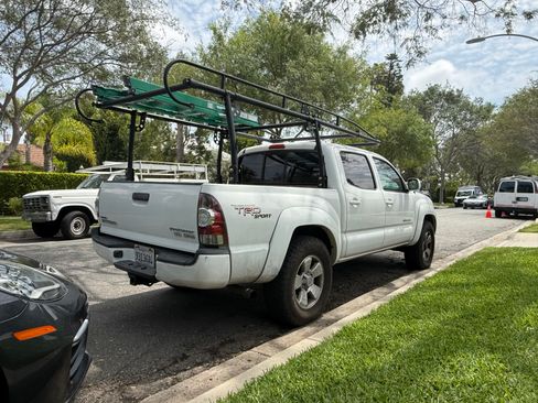 Used 2010 Toyota Tacoma PreRunner image 5