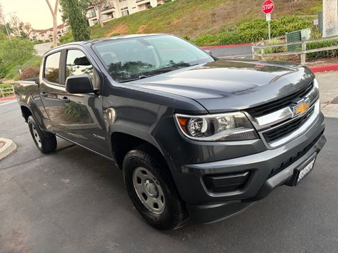 Used 2017 Chevrolet Colorado W/T AWD/4WD image 6