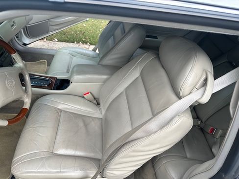 Used 2001 Cadillac Eldorado Touring image 18