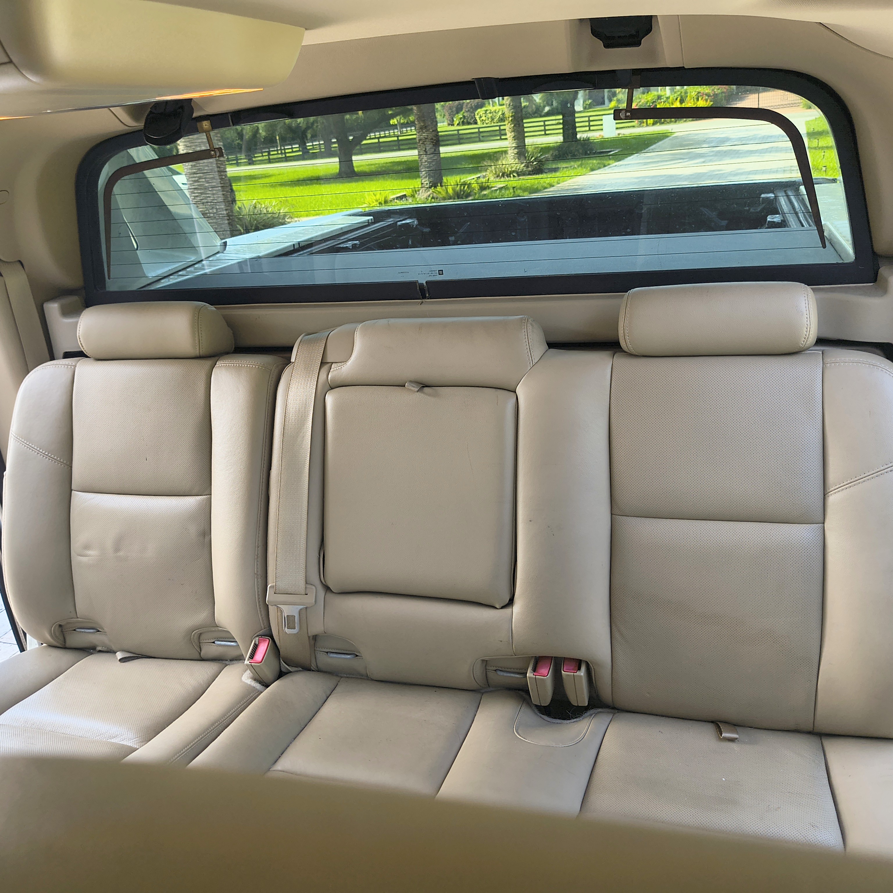 Used 2012 Chevrolet Avalanche LTZ AWD/4WD image 15