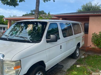 Used 2011 Ford E-350 and Econoline 350 XLT