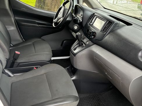 Used 2021 Nissan NV200 S FWD image 6